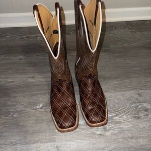 HP Brown Western Cowboy Boots with Square Toe